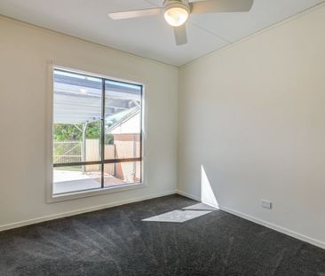A/2 Eyre Place, Boronia Heights - Photo 4