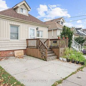 2BR detached home main level - Photo 2