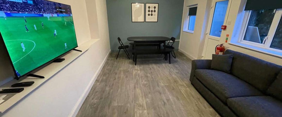 A Delightful Shared House share for Rent in Mount Pleasant, Swansea Room 6 - Photo 1