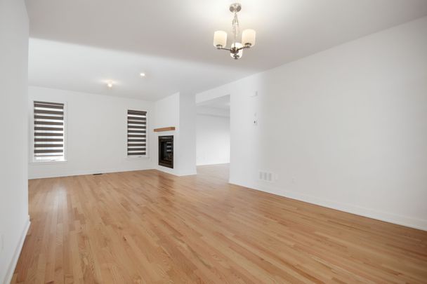 For Lease - 533 BOBOLINK Ridge, Stittsville - Munster - Richmond, Ontario - Photo 1