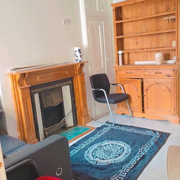 1 bedroom in a house share to rent - Photo 1