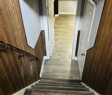 For Lease - 827 Stainton Drive, Mississauga, Ontario - Photo 5