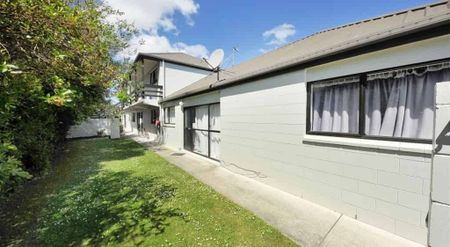 Student Accommodation Available Now - Photo 5