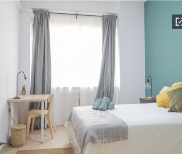 madrid, Community of Madrid 28008 - Photo 2