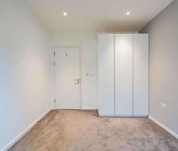 Victory Parade, Stratford, E20 - Photo 2