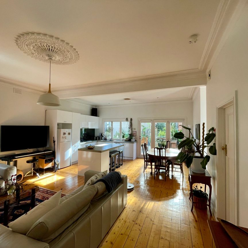 Ascot Vale - Photo 1