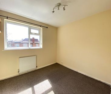 2 Bed Flat, Lovell Court, M8 - Photo 4