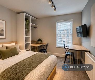6 bedroom terraced house to rent - Photo 2