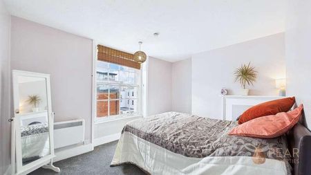 Bedford Row, Worthing, BN11 - Photo 5