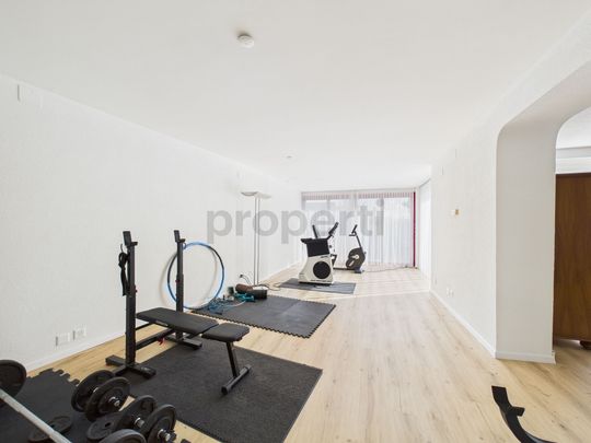 Versatile 7-room single-family house in Widen (ideal for living and office) - Photo 1