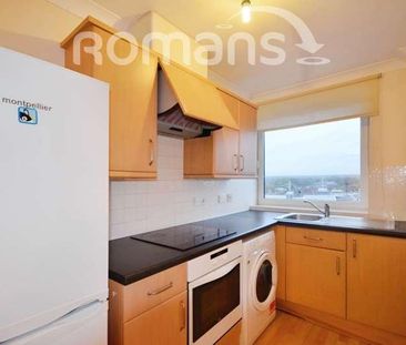 Crown Heights, Basingstoke, RG21 - Photo 3