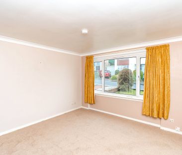 3 Woodhall Grove - Photo 6