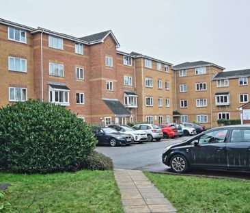 Ascot Court, Aldershot - Photo 3