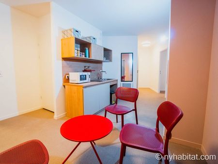 Logement à Paris, Location meublée - T4 - Villejuif (PA-4960) - Photo 3