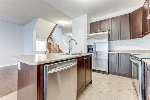 For Lease - 140 Durhamview Crescent, Whitchurch-Stouffville, Ontario - Photo 1