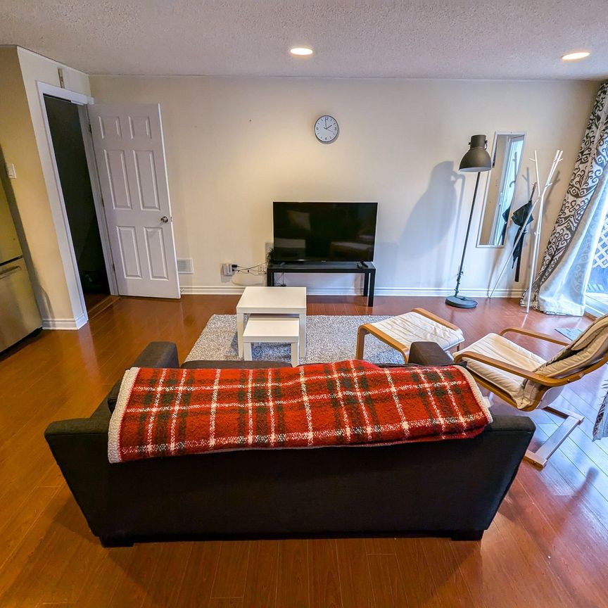 For Lease - 329 Homewood Avenue Unit# Bsmt, Toronto, Ontario - Photo 1