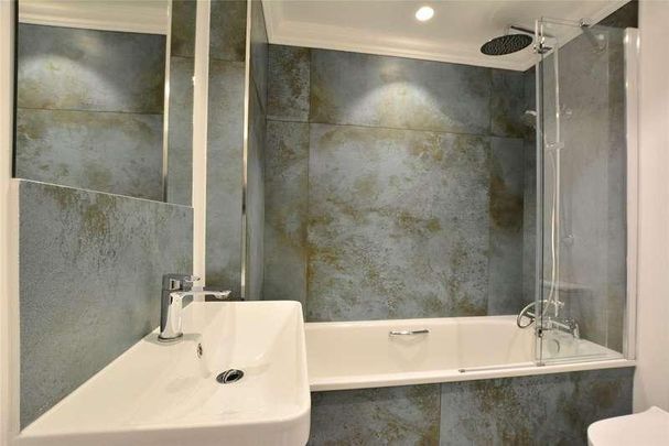 Humber Road, London, SE3 - Photo 1