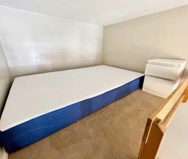 3 bedroom apartment to rent - Photo 5