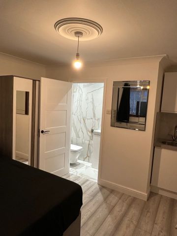 Studio Flat, Studio, E16 - Photo 4