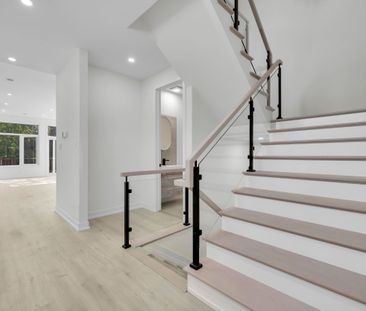 For Lease - 472 MUTUAL Street, Overbrook - Castleheights and Area, ... - Photo 4