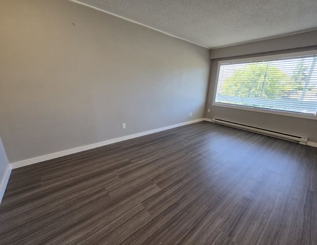 700-720 - TUDOR - 10215 104 Street - 7 - Photo 1