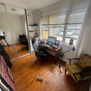 Dulwich Hill - Photo 2