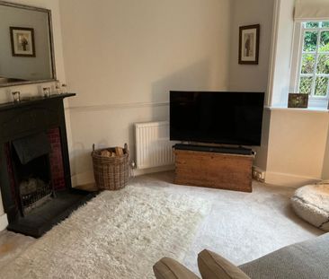 Three Double Bedroom Cottage to Rent in Mayfield - Photo 4