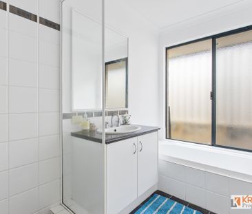 7 Tortorici Avenue, Sinagra WA 6065 - House For Rent - $820 | Domain - Photo 6