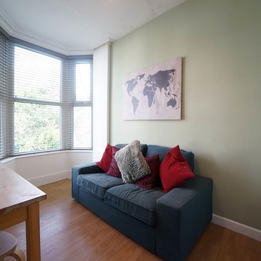 6 Mountain View - Photo 1