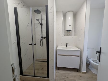 Pronájem bytu 2+kk 56 m² - Fotografie 3