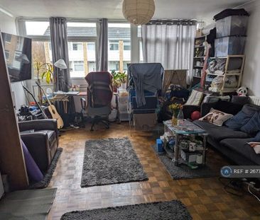 1 bedroom in a flat share to rent - Photo 4