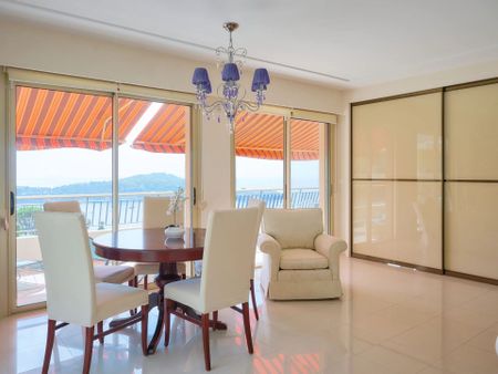 Location Appartement 3 pièces 70 m2 à Villefranche-sur-Mer - Photo 3