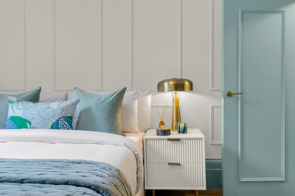 Studio Flat, Eardley Crescent, SW5 - Photo 1