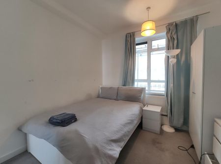 2 bedroom apartment to rent - Photo 3