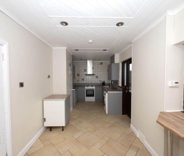 53 Deeny Drive, Lurgan, BT67 9EP - Photo 4