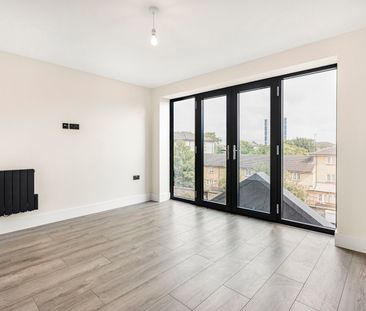Glebe Road, London, E8 4BD - Photo 4