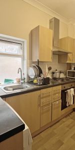 TW7, Isleworth - Photo 3