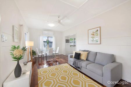 54 Halstead Street, Gulliver. - Photo 4