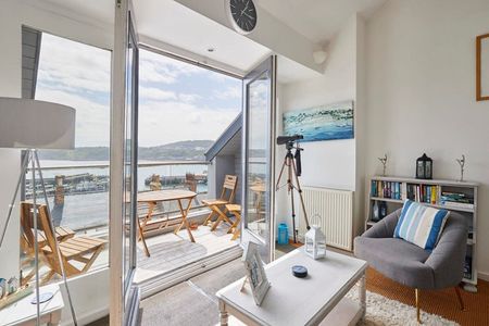 Overton Terrace - Photo 2