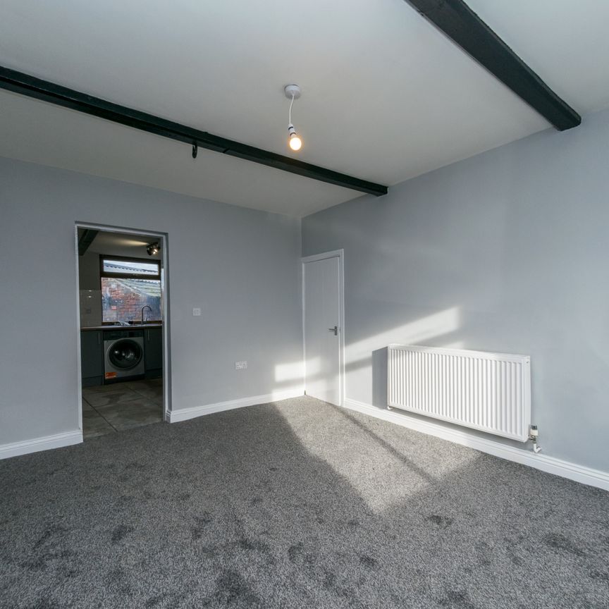 BRADFORD ROAD DRIGHLINGTON BD11 1AB - Photo 1