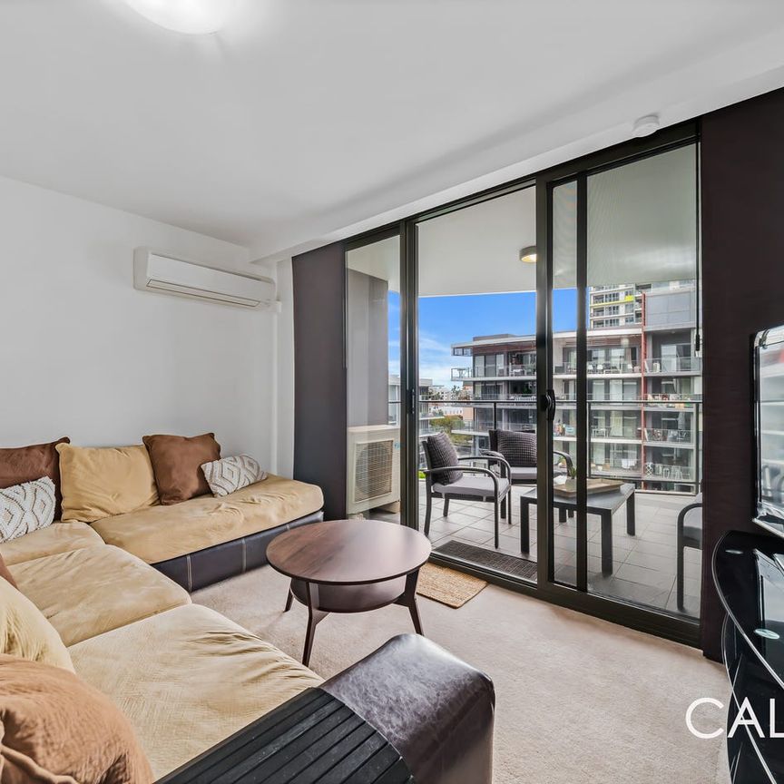 Furnished central apartment with great amenities! - Photo 1