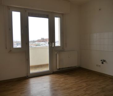 Schöne 2-Zimmer-Wohnung mit Tageslichtbad und Balkon im Limes-Quar... - Foto 4