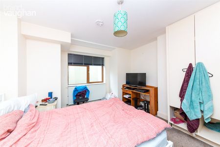 5 bedroom semi-detached maisonette to rent - Photo 3