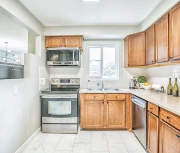 For Lease - 63 Barrett Crescent Unit# Main, Ajax, Ontario - Photo 6