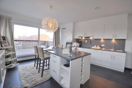 RECENT en INSTAPKLAAR Appartement met autostandplaats - Foto 3