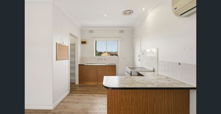 Modern & Spacious 2-Bedroom Unit in a Highly Convenient Location - Photo 4