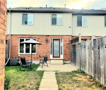 For Lease - 559 Victoria Road, Guelph, Ontario - Photo 3