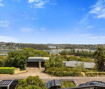 Renovated Home With Spectacular 180° Harbour & City Views - Photo 1