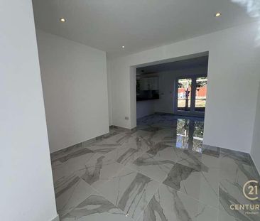 Brabazon Road, TW5 - Photo 5