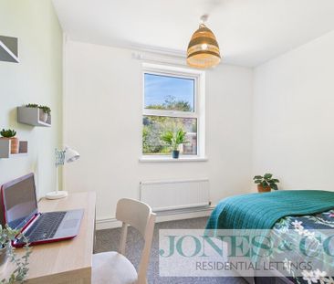 1 bedroom in a house share to rent - Photo 3